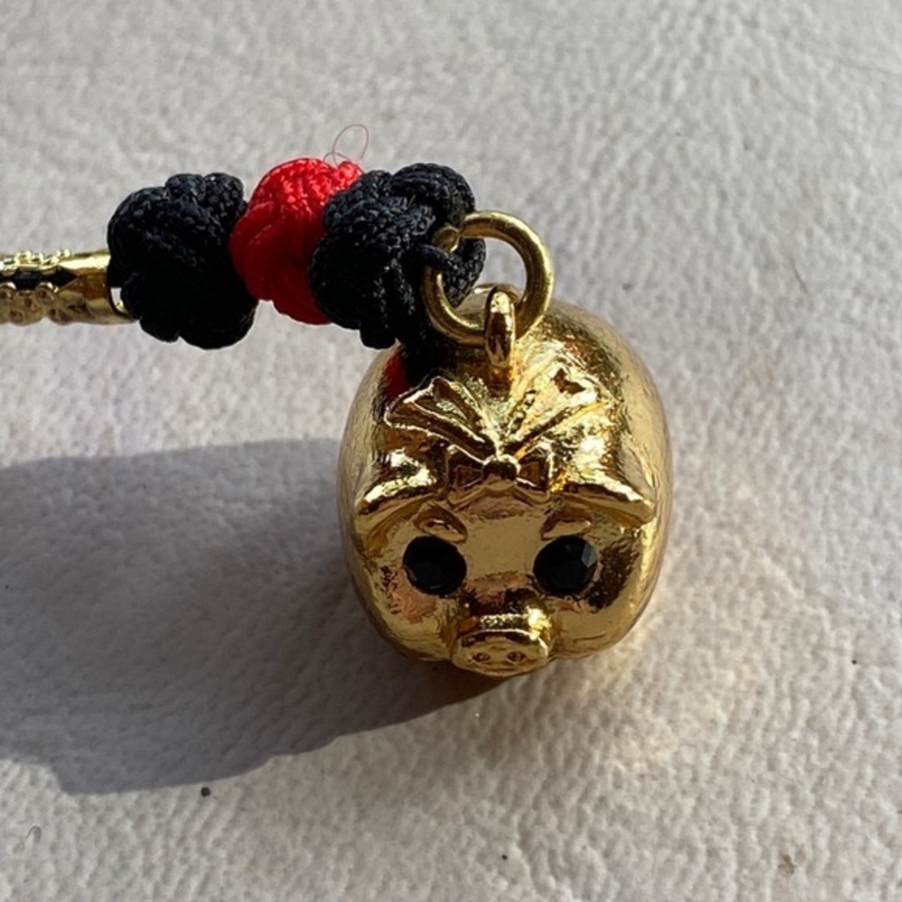 Little Gold Pig Zipper pull